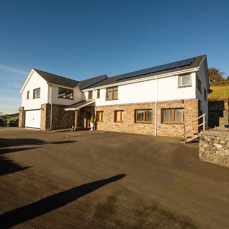 Bed and Breakfast Y Grange Llanfihangel-y-Creuddyn Esterno foto
