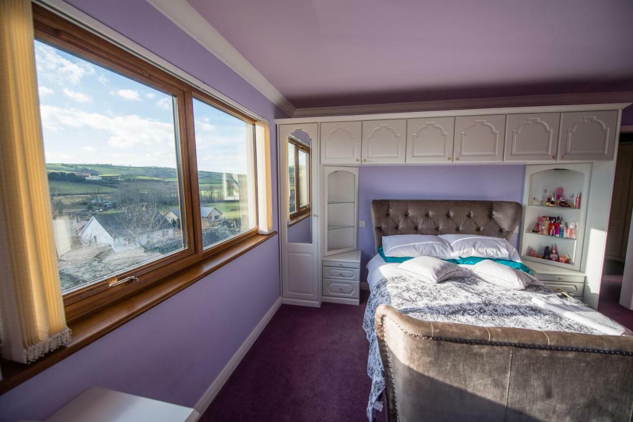 Bed and Breakfast Y Grange Llanfihangel-y-Creuddyn Esterno foto