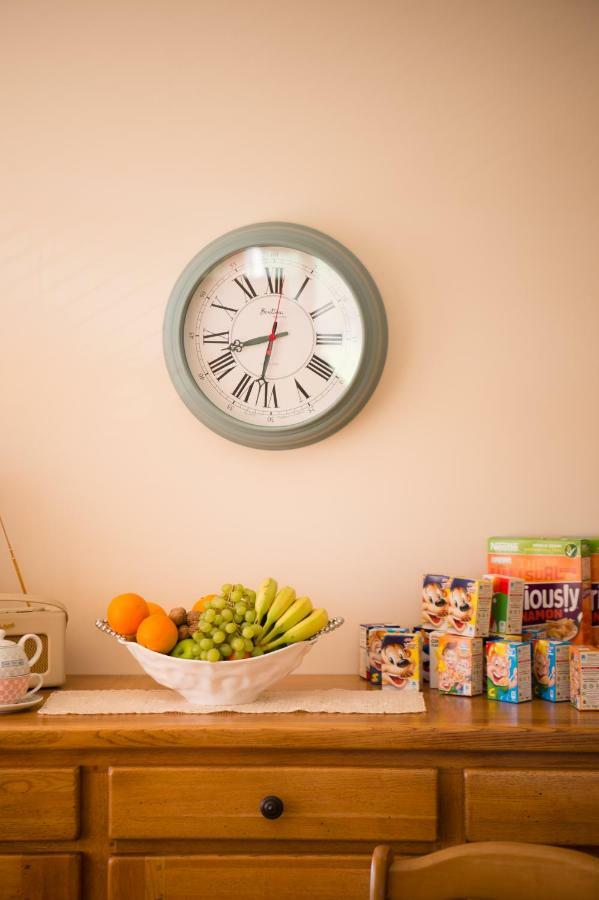 Bed and Breakfast Y Grange Llanfihangel-y-Creuddyn Esterno foto