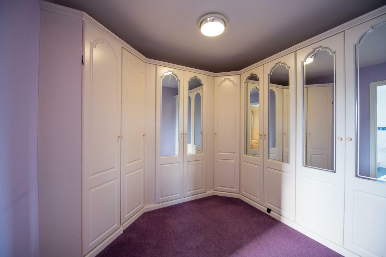 Bed and Breakfast Y Grange Llanfihangel-y-Creuddyn Esterno foto
