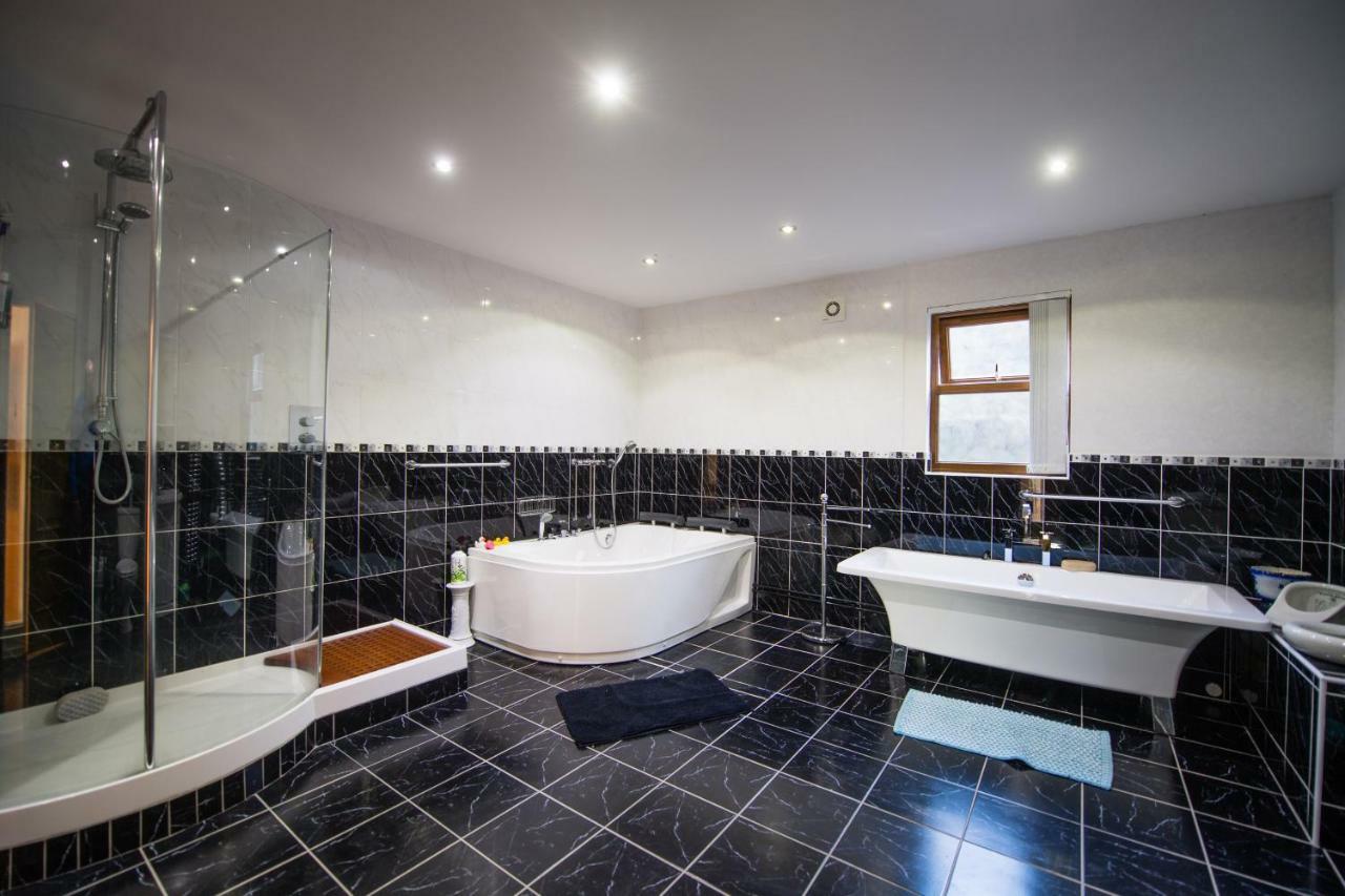 Bed and Breakfast Y Grange Llanfihangel-y-Creuddyn Esterno foto