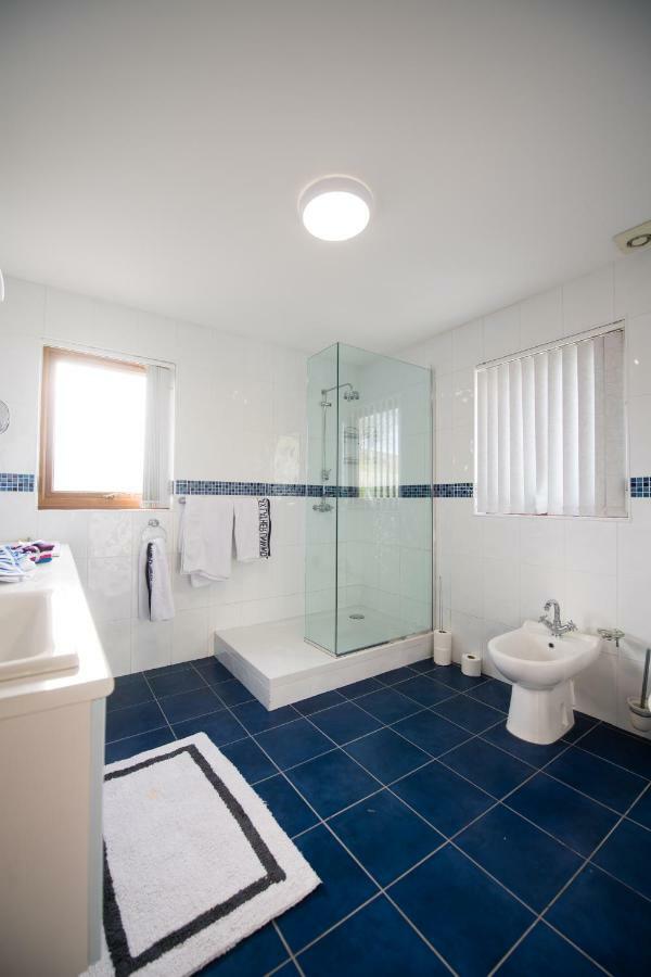 Bed and Breakfast Y Grange Llanfihangel-y-Creuddyn Esterno foto